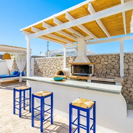 Case de vacanță Philena Ladiko Heizbarer Pool