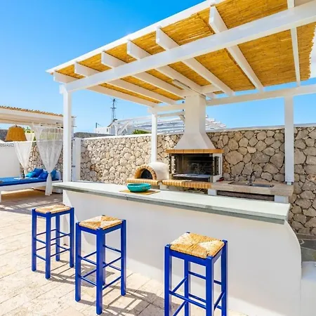 Philena Ladiko Heizbarer Pool Holiday home *