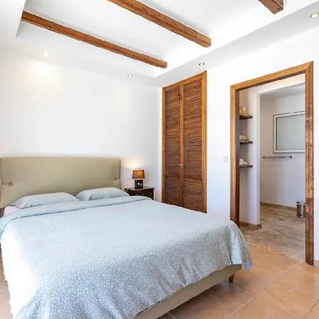 Philena Ladiko Heizbarer Pool Tatil Evi *